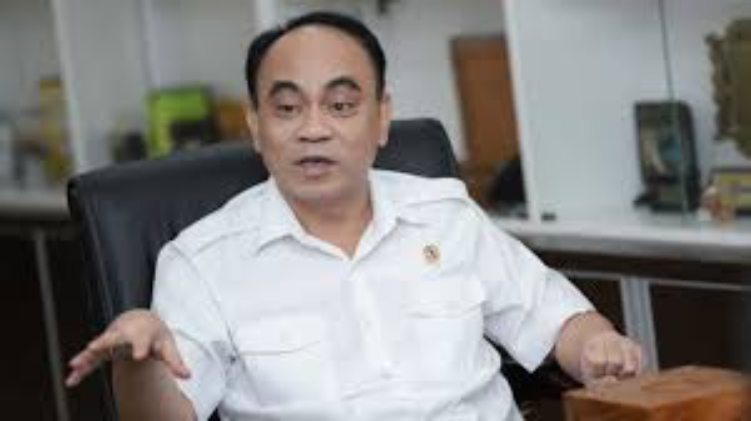 Warganet menggeruduk akun Instagram Budi Arie Setiadi usia dinilai gagal melawan hacker yang meretas PDN