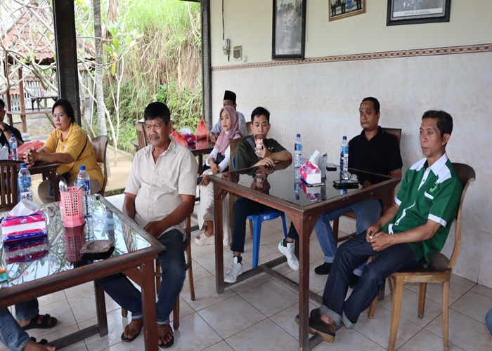 SILATURAHMI : Partai koalisi saat Pilpres 2024 (Hanura, Perindo, PPP, PKB) saat diundang PDIP Klungkung bersilaturahmi beberapa waktu lalu.