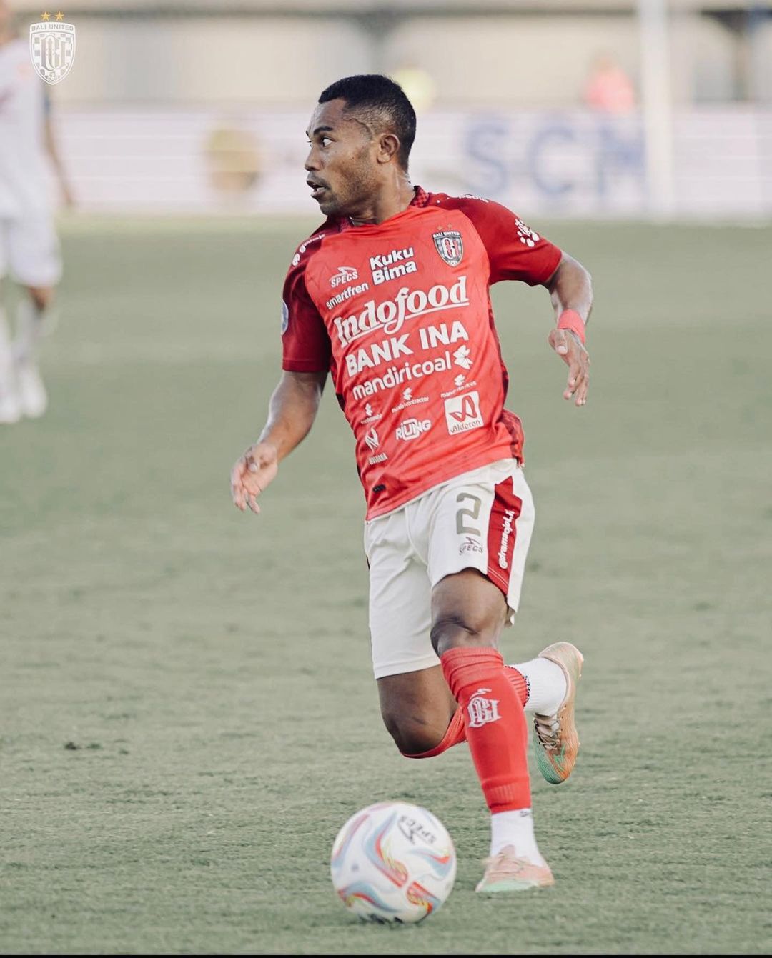 Ardi Idrus resmi diperkenalkan sebagai pemain baru Persebaya Surabaya.