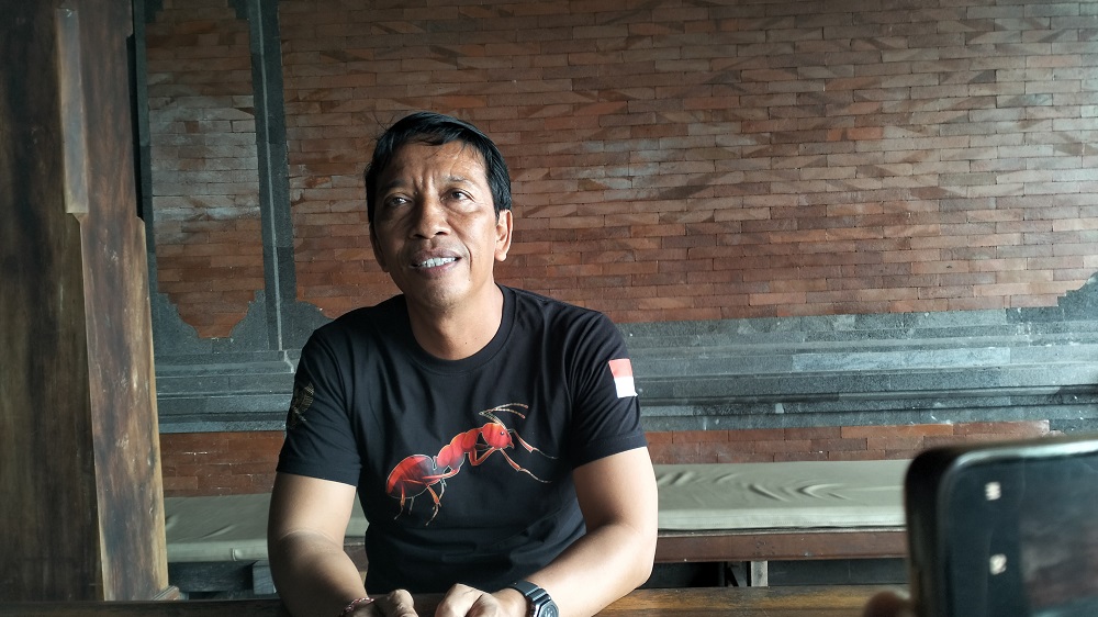 Ketua PAC PDIP Kediri, Nyoman Mulyadi menjelaskan alasan mangkir dari panggilan DPC PDIP Tabanan