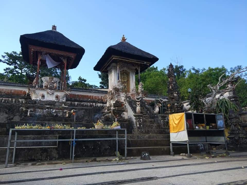 Pura Dalem Kerangkeng di Desa Batukandik, Kecamatan Nusa Penida, Klungkung