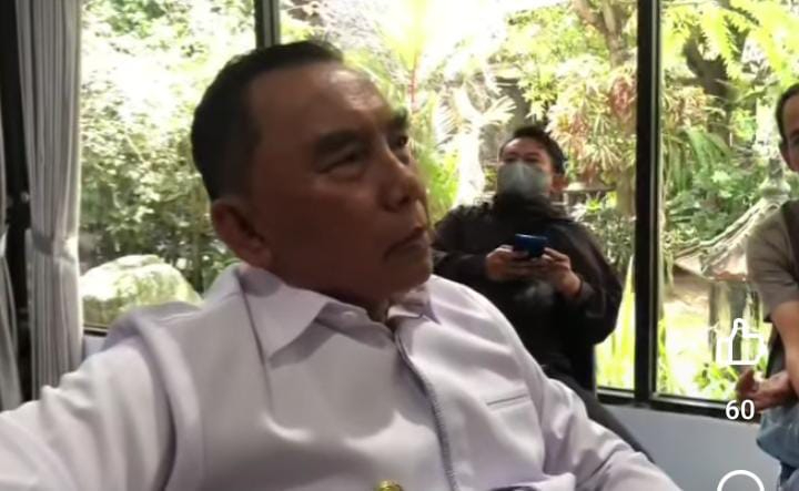 Bupati Jembrana Nengah Tamba tak menyangka Ipat membelot dari komitmen yang telah disepakati