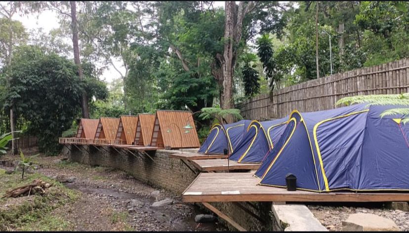 Teduh Glamping.