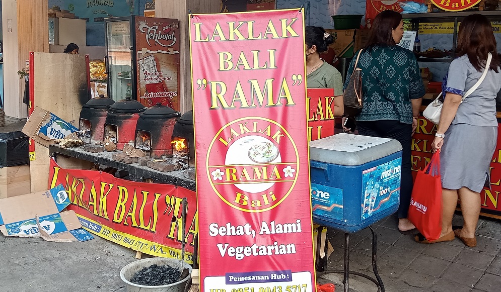 Stand Laklak Rama Bali di Pesta Kesenian Bali ke-46