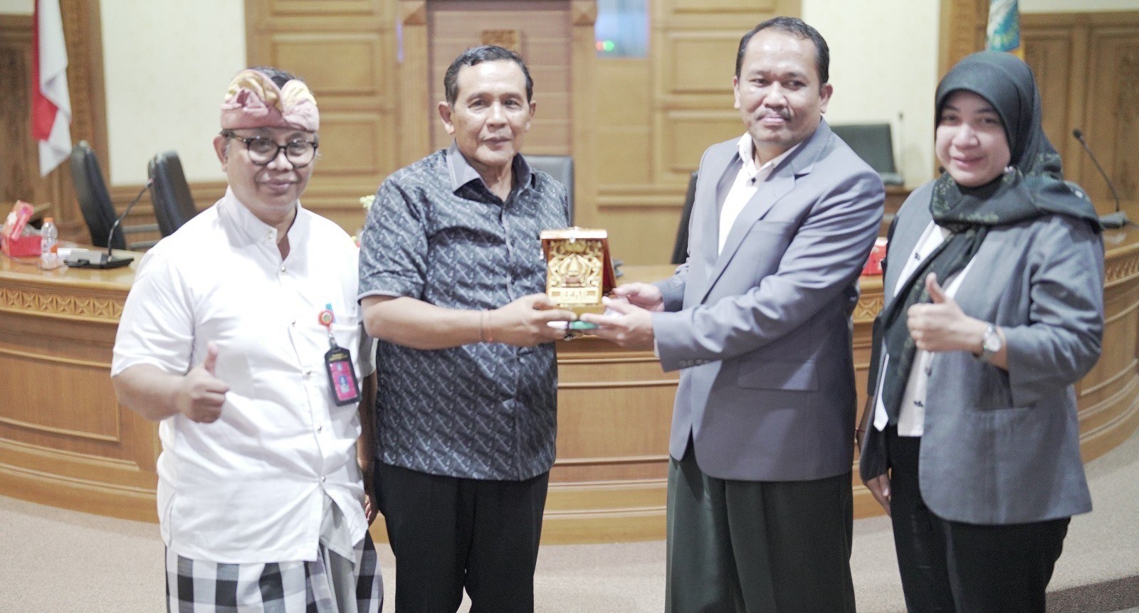 Ketua Komisi III DPRD Badung &nbsp;Wayan Sandra menerima jajaran Dekanat dan mahasiswa Fakultas Hukum, Universitas Wahid Hasyim, Semarang, Kamis (11/7/2024).