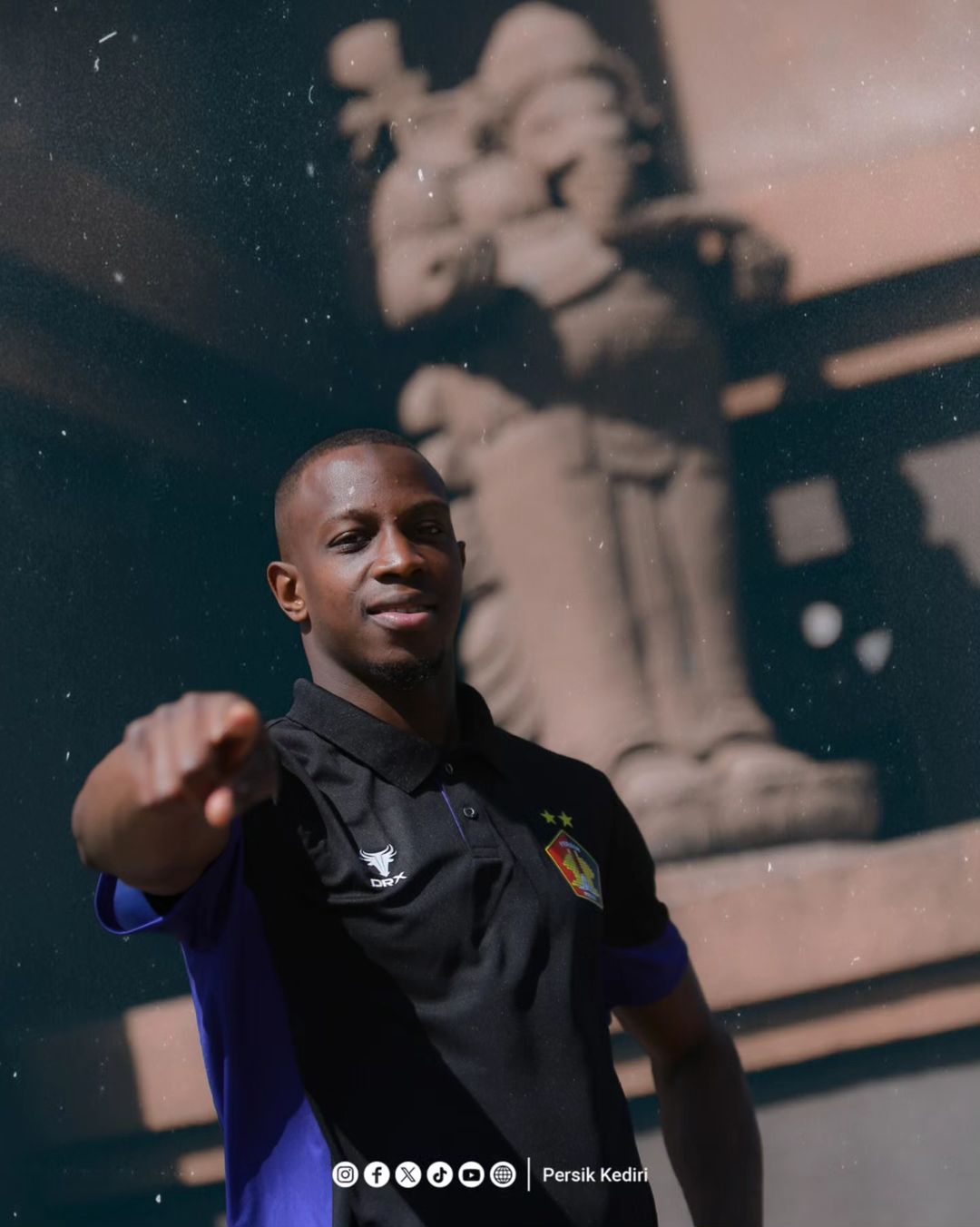 Ousmane Fane, gelandang bertahan Persik Kediri pernah main bersama gelandang Persib dan striker Persija Jakarta