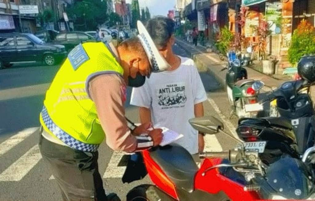 OPERASI: Dalam sepekan Operasi Patuh Agung di Tabanan, Polres Tabanan temukan ratusan pelanggaran dan puluhan kecelakaan.
