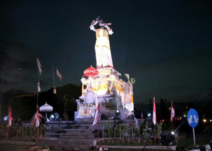 Patung Ida I Dewa Agung Istri Kanya saat diresmikan.