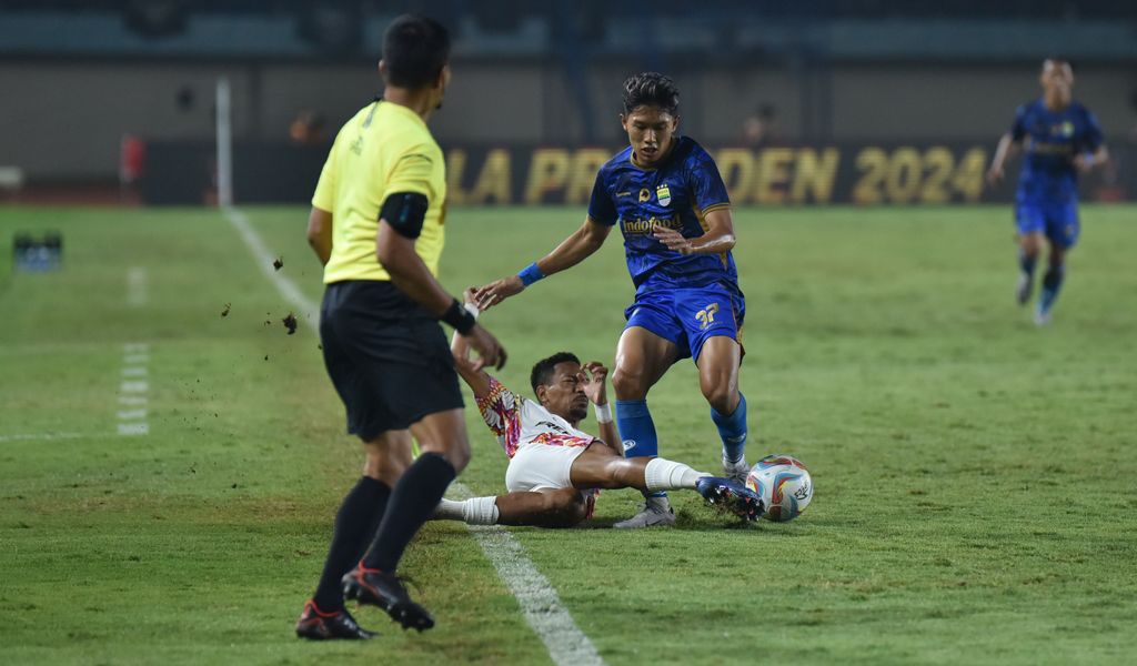 Persib Bandung dipastikan tersingkir dari Piala Presiden 2024 usai finish di peringkat ketiga klasemen akhir grup A.
