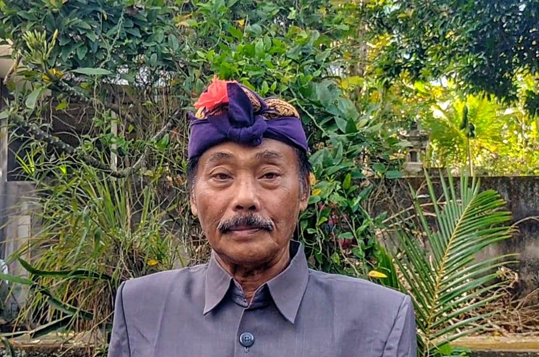 Bendesa Adat Purwayu: I Nyoman Jati
