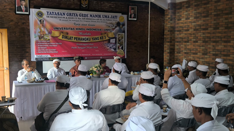 Yayasan Griya Gede Manik Uma Jati bekerjasama dengan UNHI Denpasar gelar Diklat Kepemangkuan