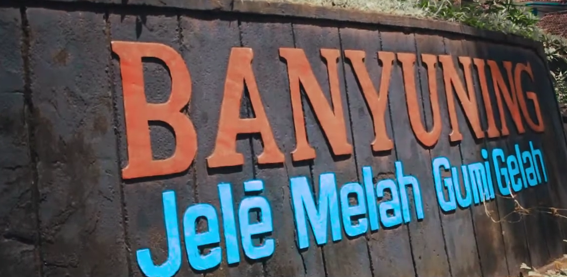 BANYUNING: Sebelum bernama Banyuning, salah satu desa di Buleleng ini disebut dengan Monaspathika. Masyarakatnya percaya terhadap roh gaib di pohon dan batu besar.