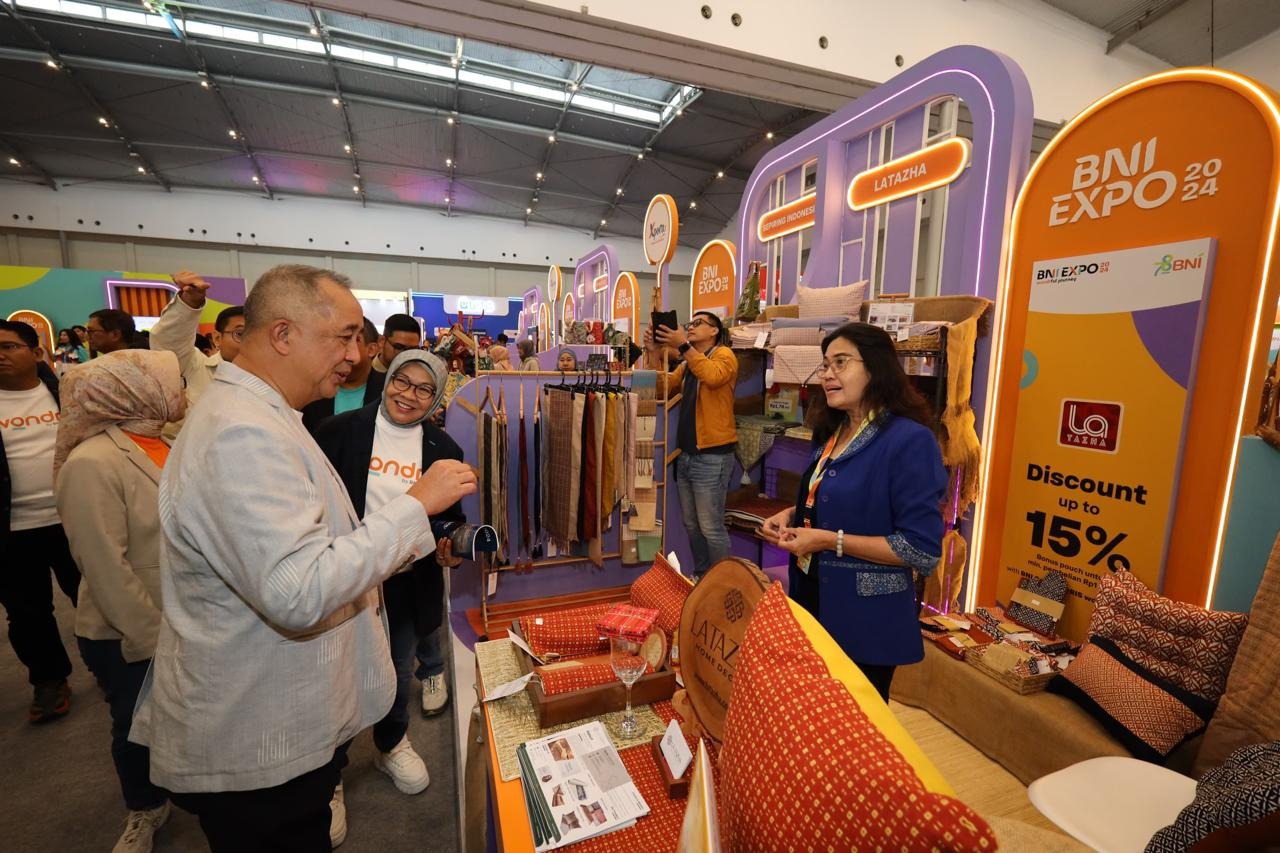 PAMERAN: Pameran tematik BNI Expo 2024 menyajikan beragam produk dan layanan mulai dari otomotif, properti, fashion, ritel, kuliner, hingga hiburan.