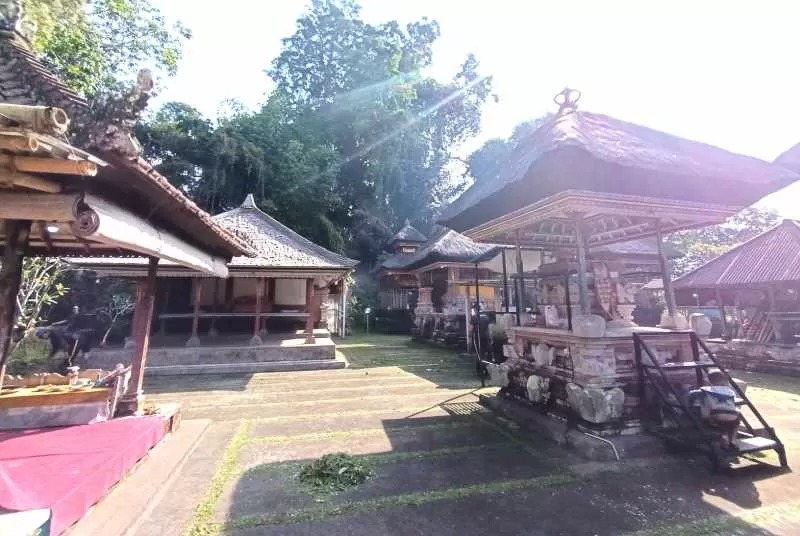 Pura Alas Angker di Desa Kerta, Kecamatan Payangan, Kabupaten Gianyar, Bali.