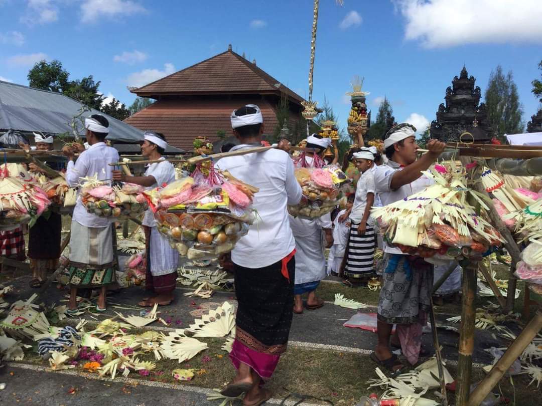 Ngusabha Tegen di Desa Kedisan sebagai tradisi ikonik di desa unik ini