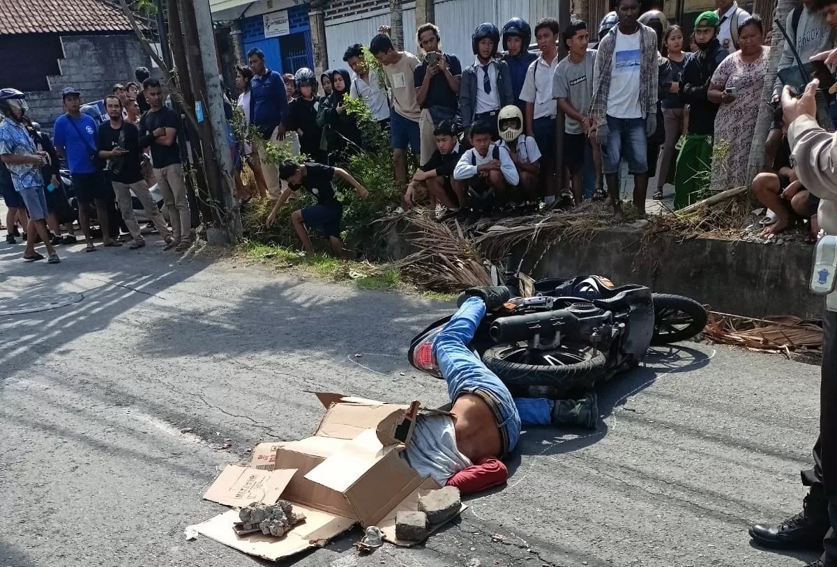 Kecelakaan maut di Denpasar, Bali.