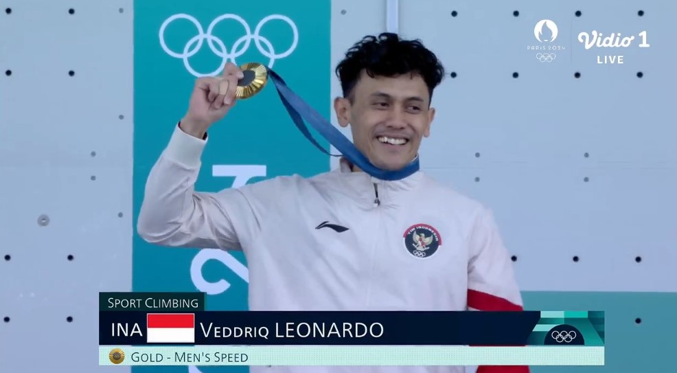 Veddriq Leonardo meraih emas Olimpiade Paris 2024 dari panjat tebing nomor speed putra,