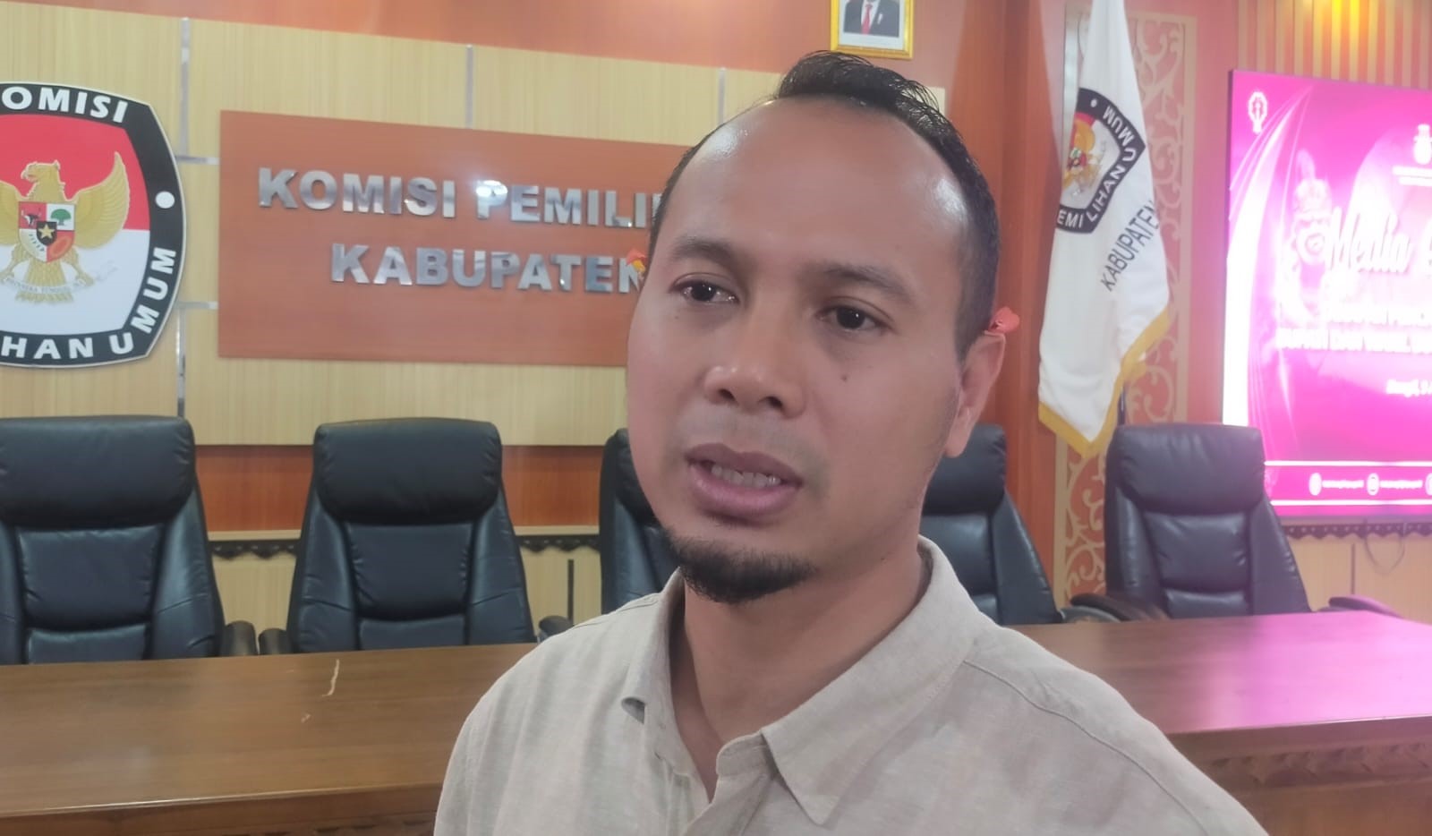 Ketua KPU Bangli I Kadek Adiawan