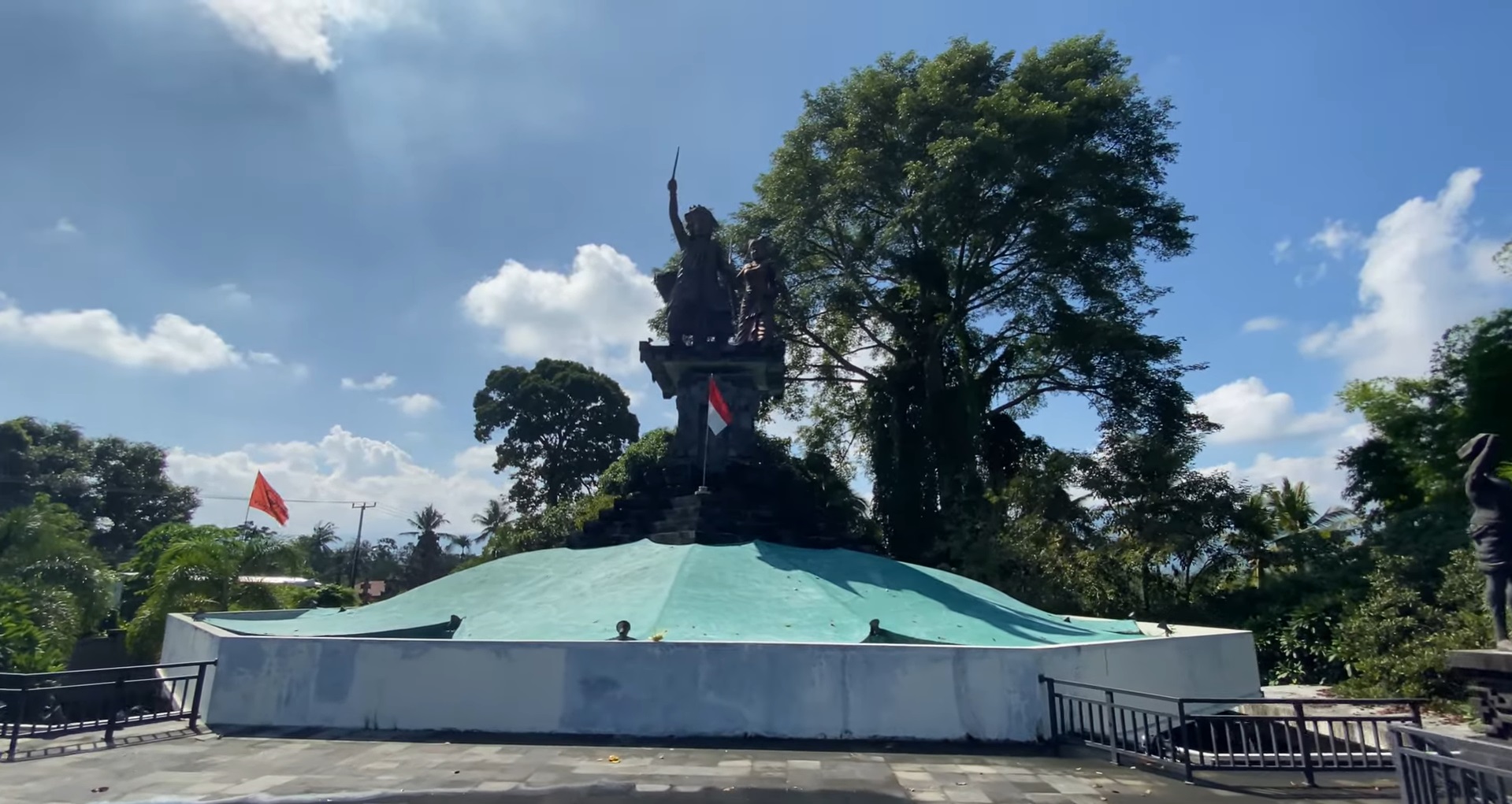 Monumen Perang Jagaraga yang dibangun di Desa Jagaraga sebagai bentuk penghormatan kepada pahlawan yang gugur