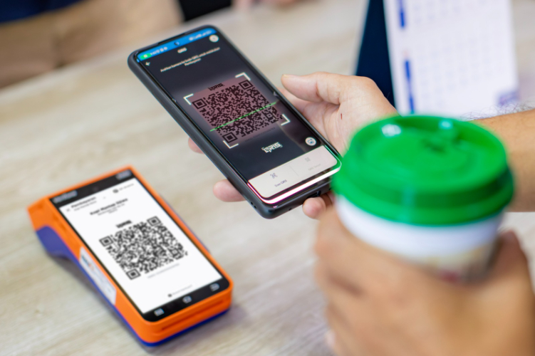 BRI menawarkan program pemberian special MDR 0% kepada merchant BRI