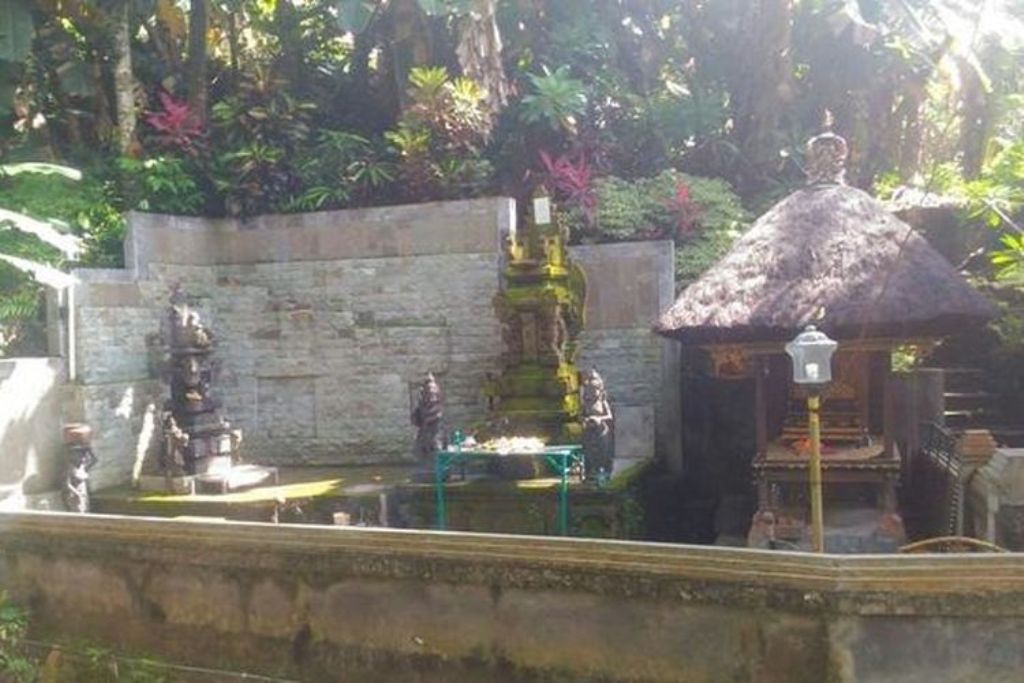 Pura Dalem Sempua