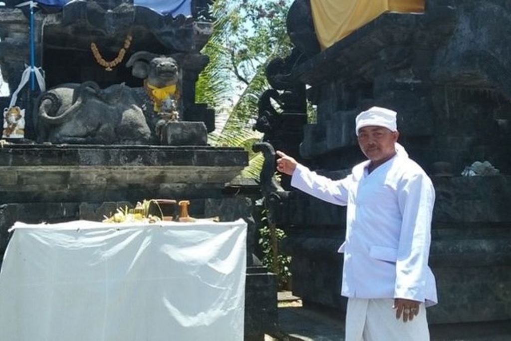 Pura Ponjok Batu di Desa Adat Bangkah, Kecamatan Tejakula, Kabupaten Buleleng, Bali