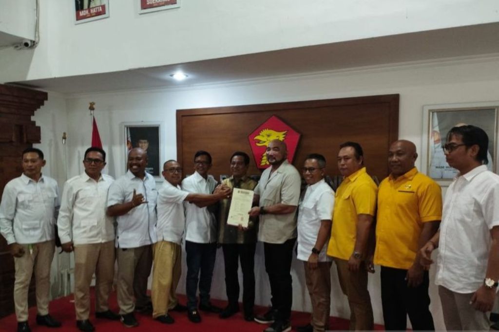 DPD Partai Gerindra Bali saat deklarasi pasangan calon kepala daerah di provinsi dan kabupaten/kota di Denpasar, Selasa (27/8/2024). ANTARA/Ni Putu Putri Muliantari
