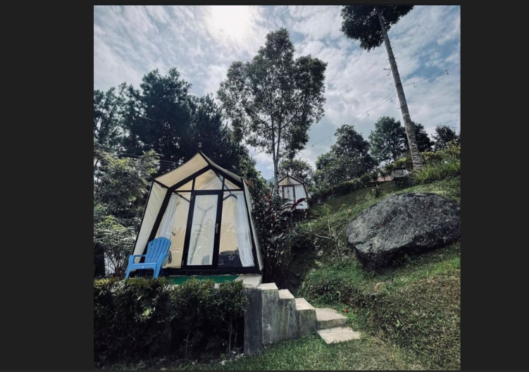 D&rsquo;Paseban Glamping Puncak Surga Glamping dengan Pemandangan Memukau dan Fasilitas Lengkap