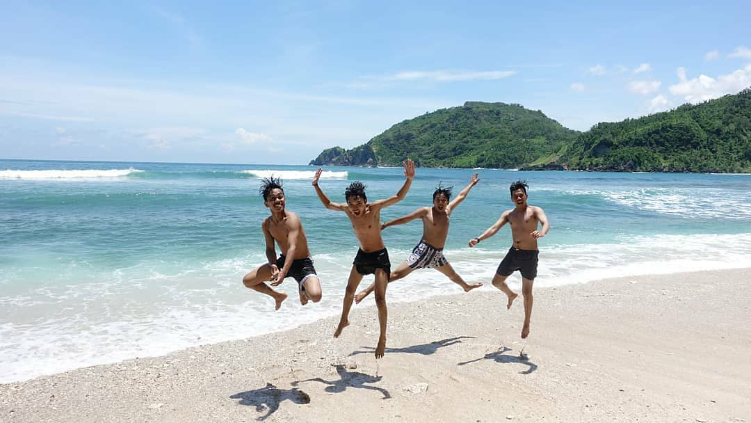 Salah satu pantai tersembunyi di Gunung Kidul