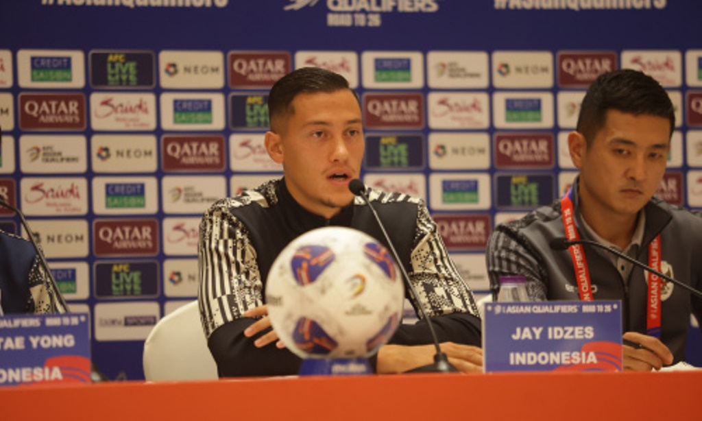 Jay Idzes saat sesi pre match press conference jelang Timnas Indonesia hadapi Arab Saudi di ronde ketiga Kualifikasi Piala Dunia 2026 Zona Asia.&nbsp;