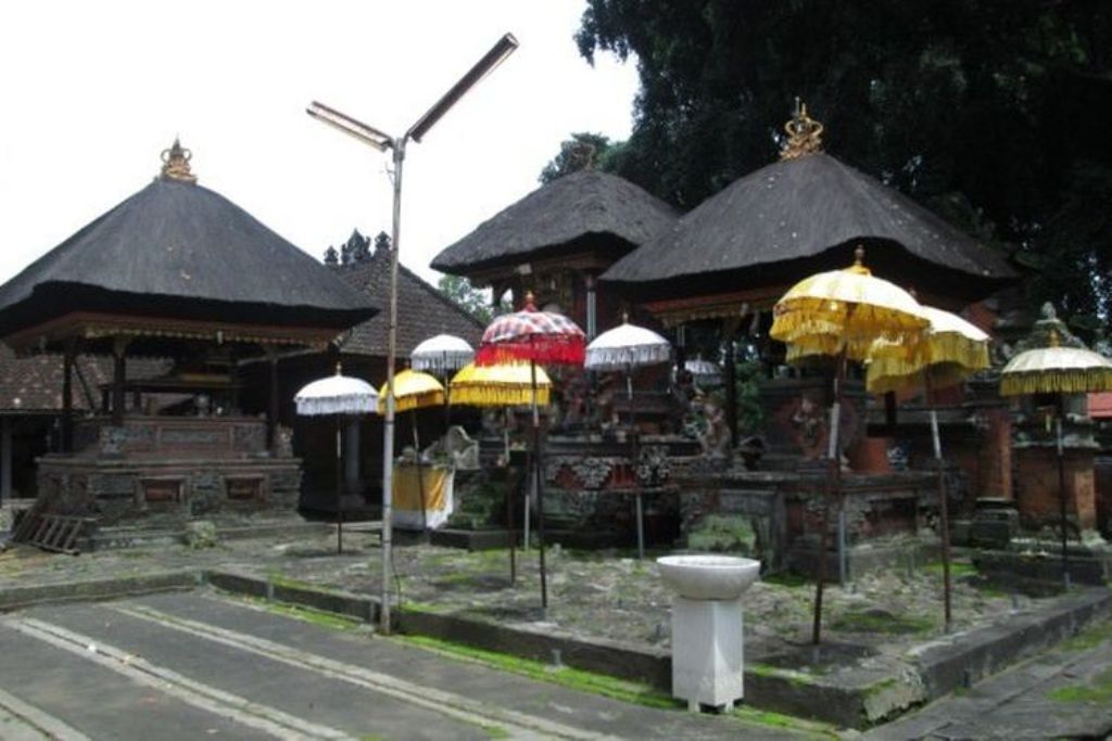 Pura Hyang Soka di Banjar Blumbang, Desa Penarungan, Kecamatan Mengwi, Kabupaten Badung