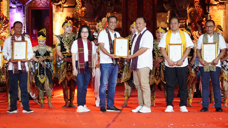 Produk unggulan yang mendapatkan sertifikasi dari Kemenhumkam Bali