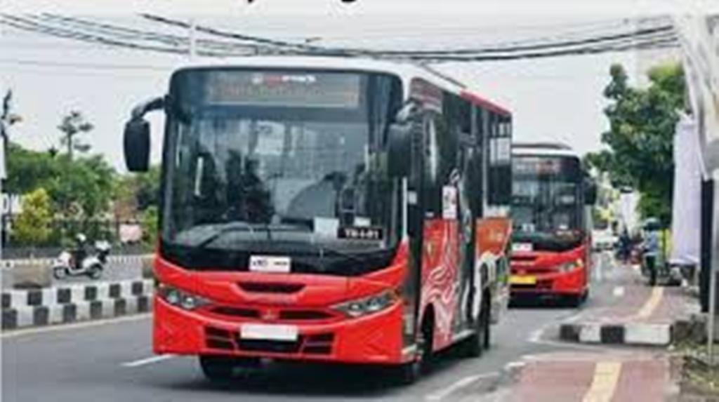 TRANS METRO: Sebagai alat transportasi public, Trans Metro Dewata belum sepenuhnya dimanfaatkan masyarakat seperti diungkap Dirut PT Satria Trans Jaya.
