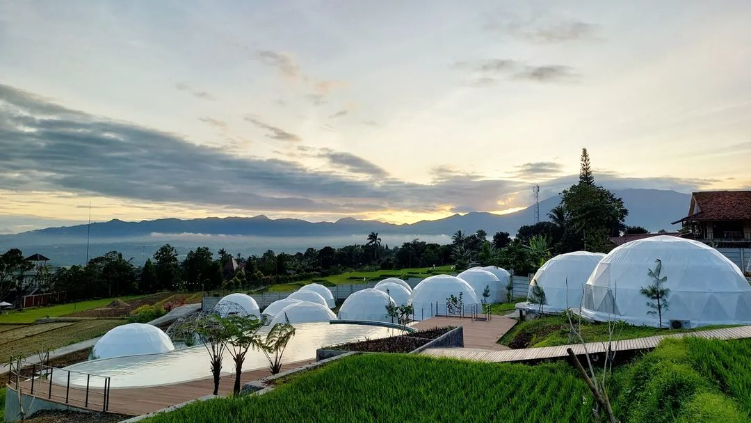 Glamping di Puncak Bogor Yang Cocok Untuk Liburan Keluarga