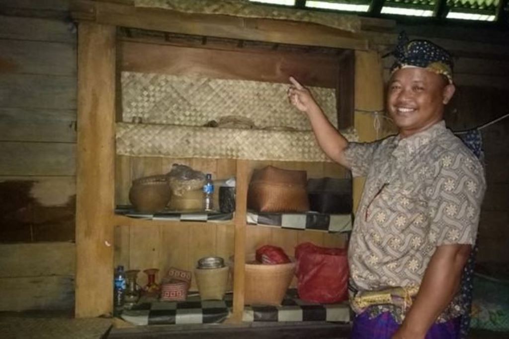 Rumah adat Bali di Desa Sidatapa, Buleleng.