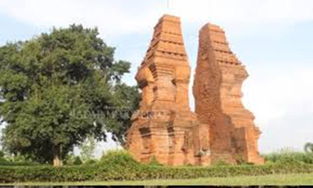 MAJAPAHIT BALI: Perjalanan Dang Hyang Dwijendra ke Bali dikaitkan dengan misi Gajah Mada yang menjadikan Bali sebagai miniature Majapahit.