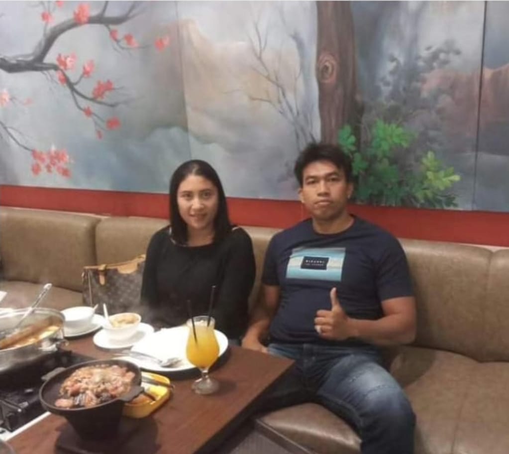 Pentolan Organisasi Masyarakat (Ormas) di Bali Anak Agung Ketut Ngurah Setyawan alias Gung Balang, 38, dan istrinya Anak Agung Sri Agung, 38, tewas.