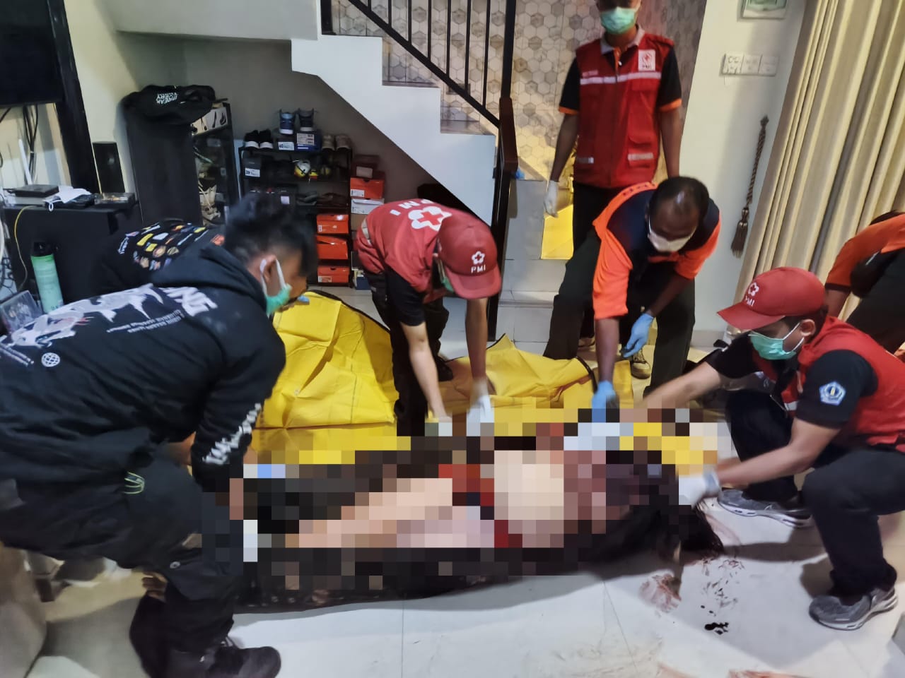 NAHAS: Gung Balang dan istri meninngal dengan luka tusuk. (ISTIMEWA)