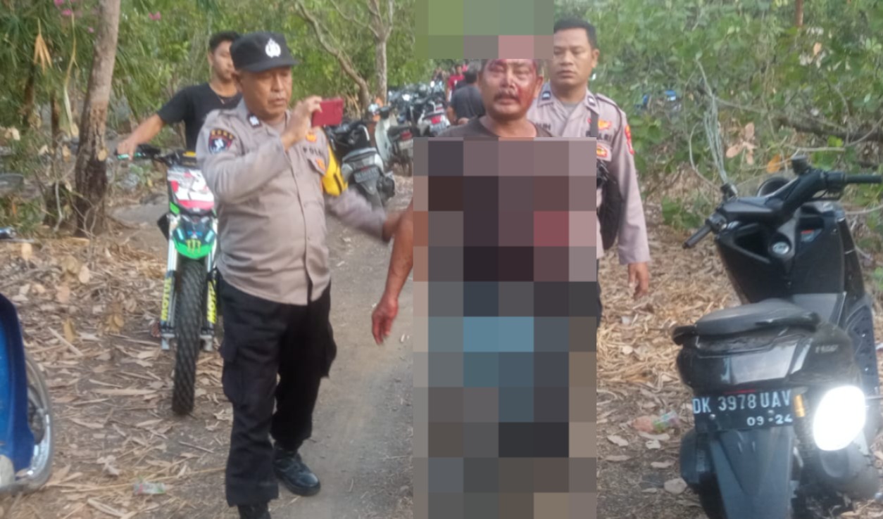 I Nyoman Tista usai menusuk kakak tirinya hingga tewas di Desa Ban, Kecamatan Kubu, Karangasem, Bali.