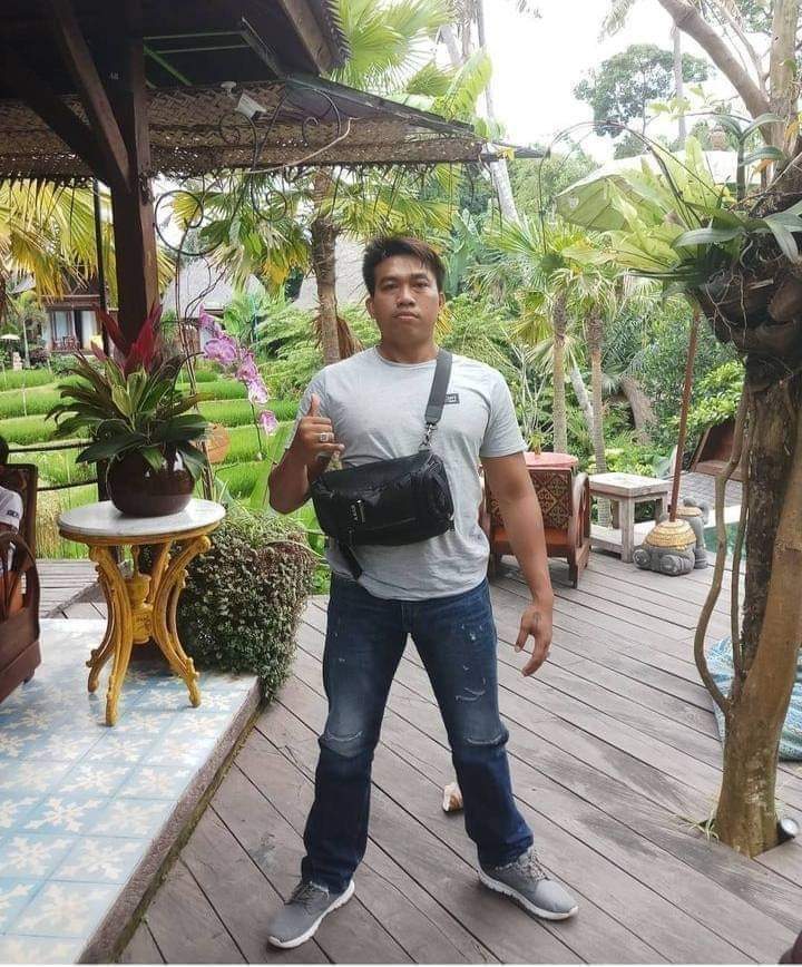 Tragis: Gung Balang yang ditemukan meninggal bersama istri di kamar rumahnya. (Istimewa)