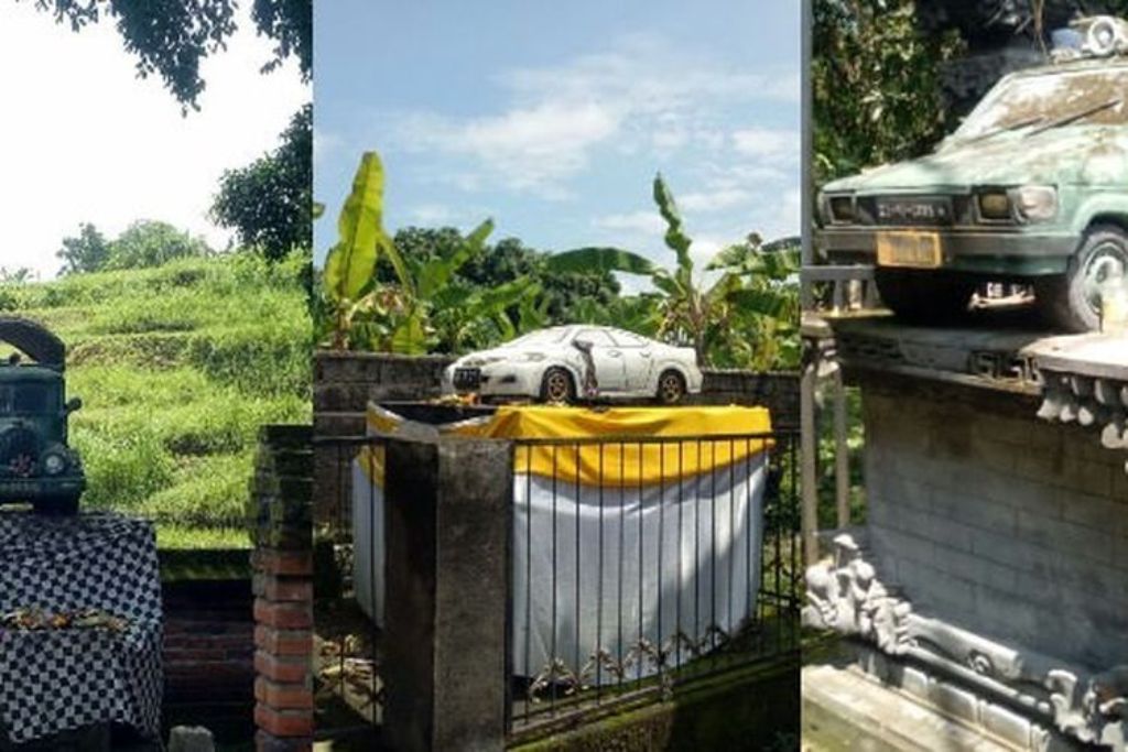 Pelinggih mobil di Kahyangan Tiga Desa Sangket, Buleleng, Bali.