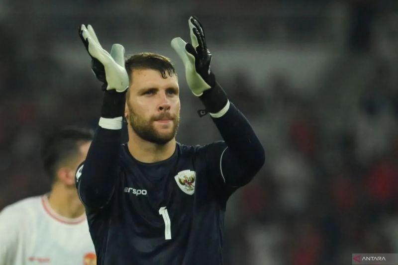 Kiper andalan Timnas Indonesia, Maarten Paes