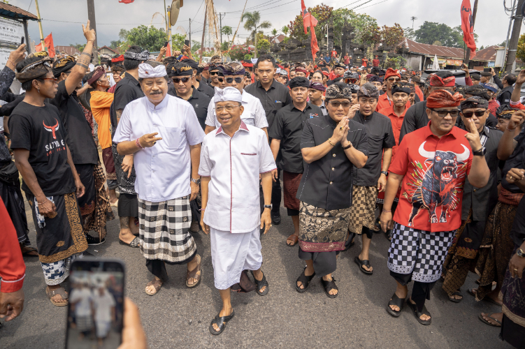 Kampanye Terbuka Putaran I untuk Paslon Nomor 2 Koster-Giri pada Sabtu (12/10) di GOR Desa Batungsel, Kecamatan Pupuan, Tabanan