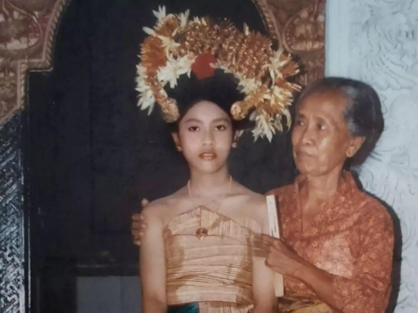 KENANG: Momen Isyana Bagoes Oka bersama sang nenek, Gedong Bagoes Oka