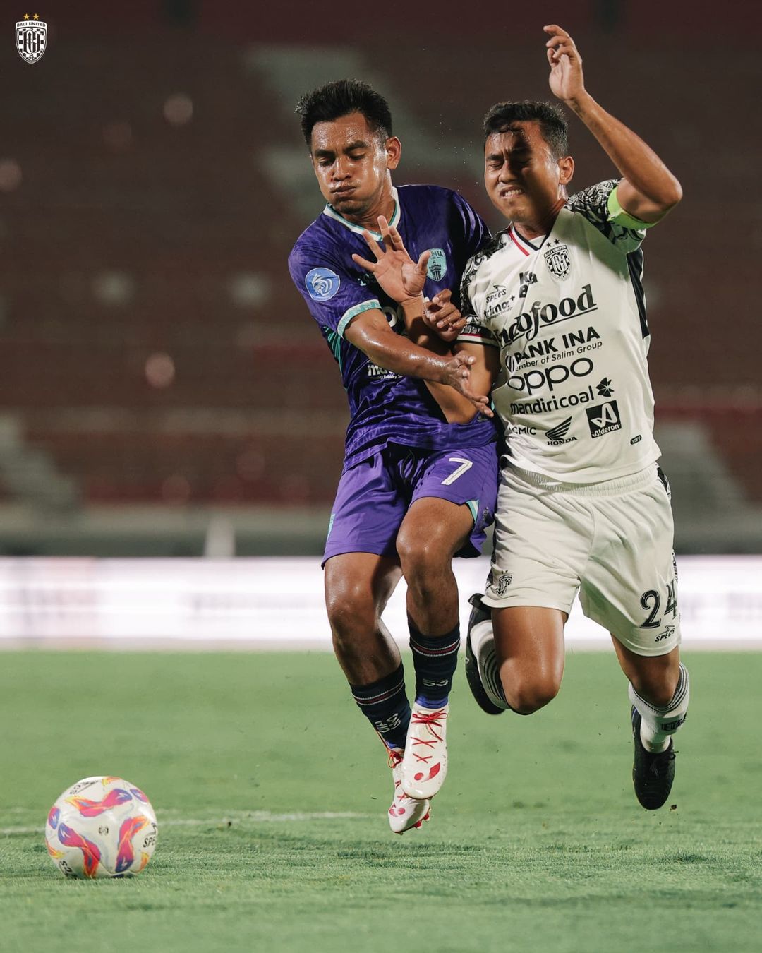 KONSISTEN: Ricky Fajrin Makin, wing back kiri Bali United yang semakin konsisten menjaga lini pertahanan Bali United saat hadapi Persita.