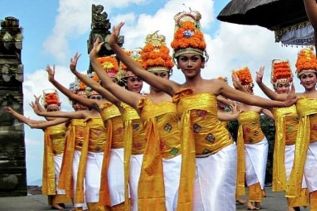Tari Rejang