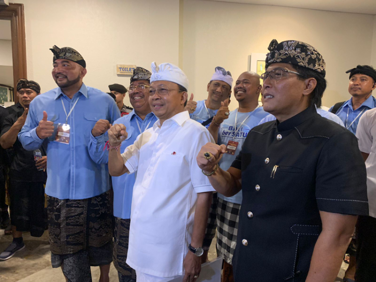 DEBAT PERDANA: KPUD Bali menggelar debat perdana Pilgub Bali di Sanur (30/10)
