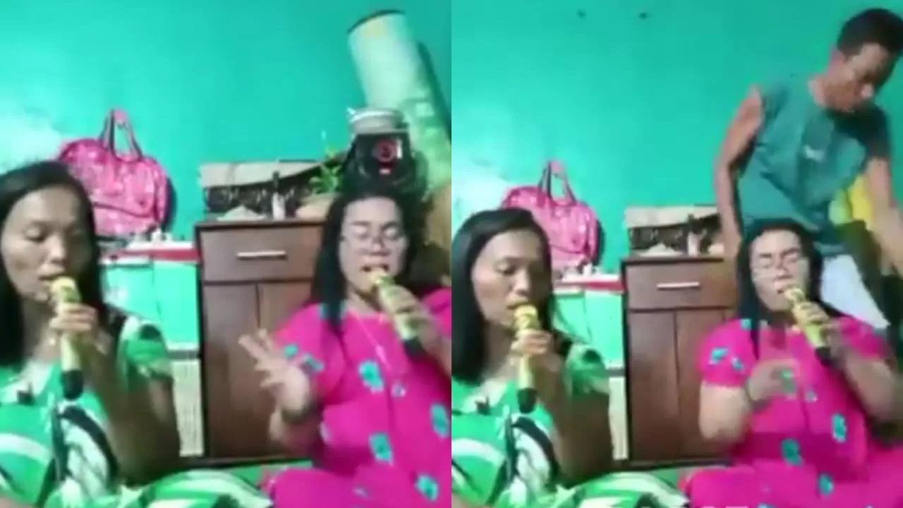 Adegan ketika Hertalina (daster merah) asyik live karaoke bersama keluarga dan didekati suaminya Agus Herbin (kaos hijau) yang kemudian menikamnya 5 kali hingga tewas. (Foto: X @bacottetangga__)