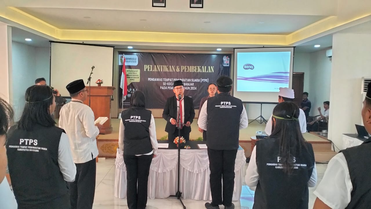 Pelantikan Pengawas TPS di Buleleng