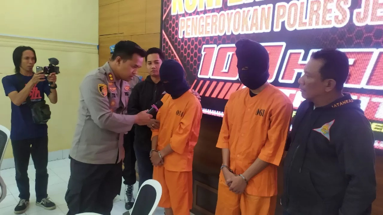 Dua pria asal Bekasi diamankan usai keroyok sopir truk di Bali